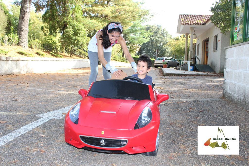 Aldea Guntin Camping Caniza Hotel La Caniza Exterior foto